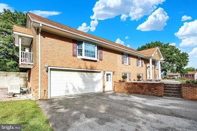 105 Bee Jay Ln unit 14, Hanover, PA 17331 - photo 5