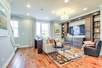 1071 Phinney Ln, Des Plaines, IL 60018 - photo 4