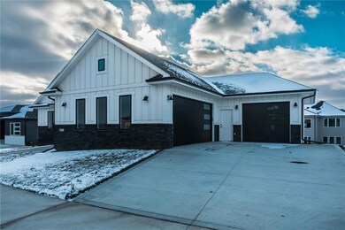 3972 Westgate Pkwy, Clive, IA 50325 - photo 2