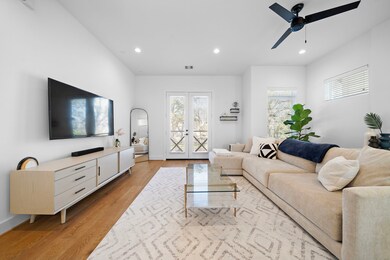 4514 Curtin Park Ct, Houston, TX 77018 - photo 7