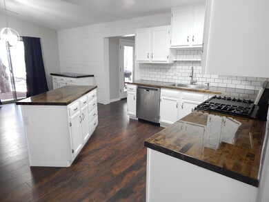 Kitchen c