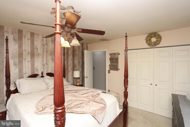 206 Greenview Ave, Reisterstown, MD 21136 - photo 4