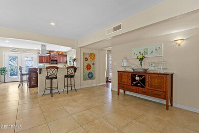 10825 John Schlee Ct, El Paso, TX 79935 - photo 7