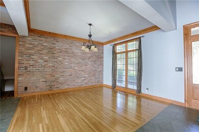 Formal Dining