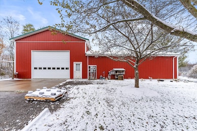 7625 Hallock Rd, Bloomfield, NY 14469 - photo 2