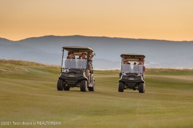 Tributary-GolfCourse-24_Web