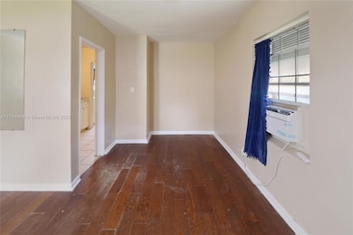 723 NW 15th Way, Fort Lauderdale, FL 33311 - photo 6