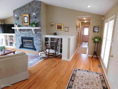 102 Rodeo Ln, Lords Valley, PA 18428 - photo 7