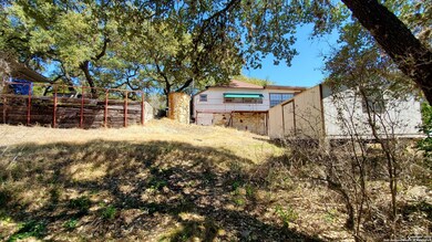 18911 Lookout Mountain Trail, Helotes, TX 78023 - photo 7