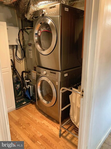 27 Compression Ct, Middle River, MD 21220 - photo 7