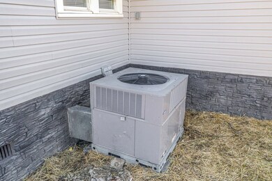 152 NW Lakeway, Morristown, TN 37814 - photo 5