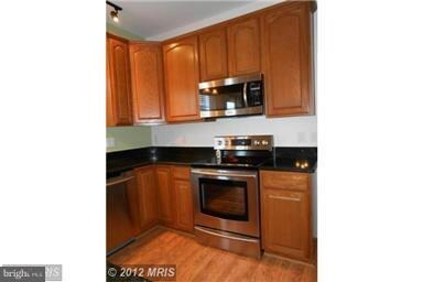 5615 Heritage Hills Cir, Fredericksburg, VA 22407 - photo 3