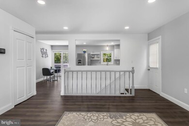 248 Elkton S, Laurel, MD 20724 - photo 3