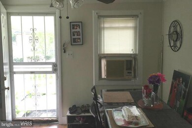 5713 Magnolia Ln, Falls Church, VA 22041 - photo 3