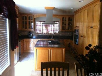 Fully upgraded cabinetry and kitchen appliances