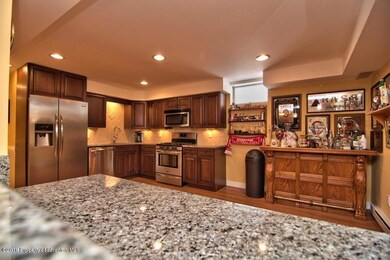 10 Pheasant Run Ln, Mountain Top, PA 18707 - photo 4