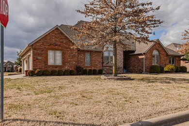 711HawthorneCtNixa-1Exteriors(2)