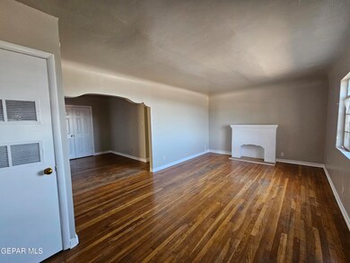 3125 Van Buren Ave, El Paso, TX 79930 - photo 2