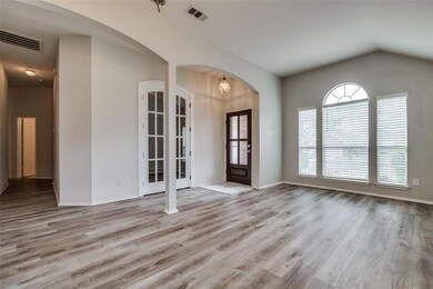 909 Stoneway Dr, Denton, TX 76210 - photo 4