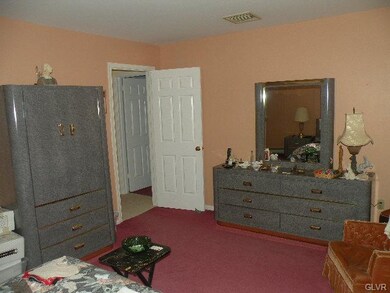 252 Pheasant Run, Bushkill, PA 18324 - photo 7