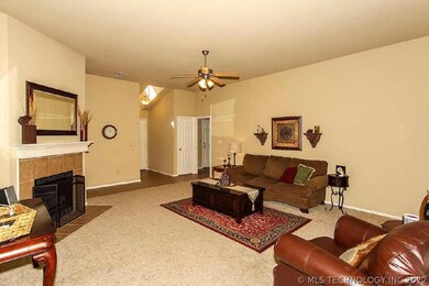 20271 E 33rd St S, Broken Arrow, OK 74014 - photo 4