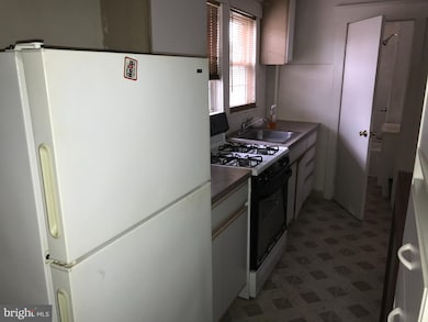 3200 Calvert Ave, Haddon Township, NJ 08107 - photo 2