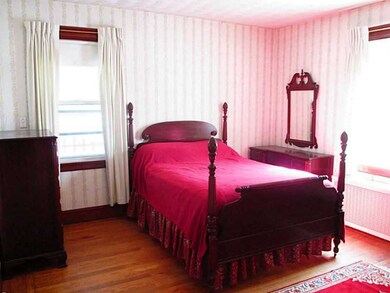 15 Webb St, Providence, RI 02908 - photo 5