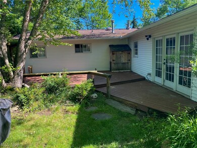 793 Robinhood Dr, Aurora, OH 44202 - photo 2