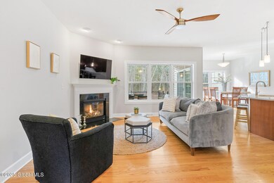 24-web-or-mls-16-font-grove-rd