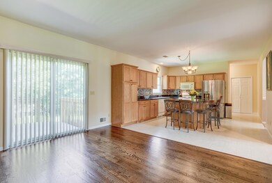 010_Family Room