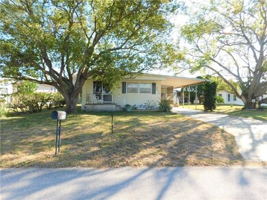 5404 Flint St, Zephyrhills, FL 33542 - photo 2