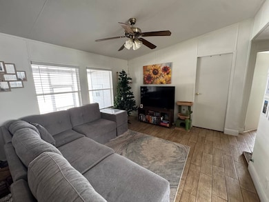 9625 Barnside Place, Tampa, FL 33635 - photo 5