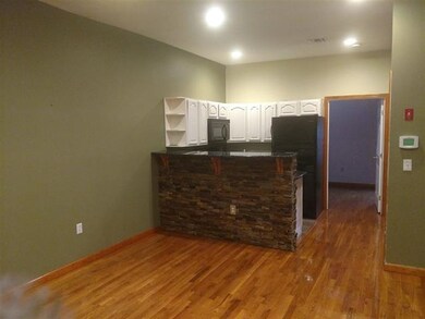 243 Pearsall Ave unit 1L, Jersey City, NJ 07305 - photo 6