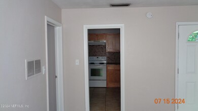 2509 Una Dr, Jacksonville, FL 32216 - photo 4