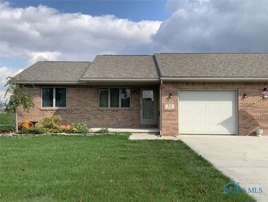 514 Woodpointe Dr, Woodville, OH 43469 - photo 2