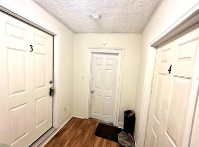 Units 3 & 4 entryway.