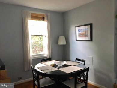 226 N Thomas St unit 2262, Arlington, VA 22203 - photo 2