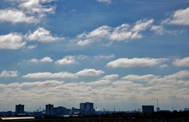 2631 N Star Rd, Columbus, OH 43221 - photo 2