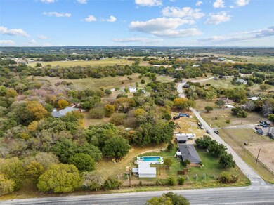 101 Pleasant Valley Ln, Weatherford, TX 76087 - photo 4
