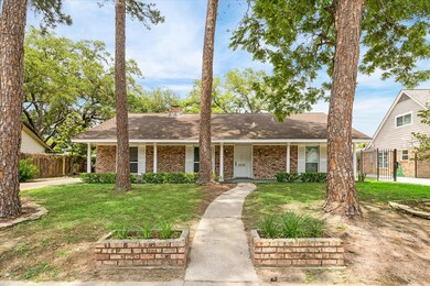 12130 Queensbury Ln, Houston, TX 77024 - photo 2