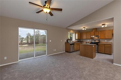 1930 NW Ivy Place, Redmond, OR 97756 - photo 4