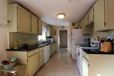 21 Cap'N Isiah's Rd, Barnstable, MA 02635 - photo 7