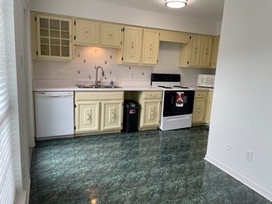 10178 Longmont Dr unit 43/4, Houston, TX 77042 - photo 5