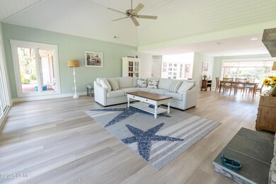 Tim Reckinger - 7.0 4.0 Living Room