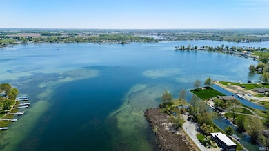 0 Ems C31 Ln unit 202517137, Warsaw, IN 46582 - photo 4