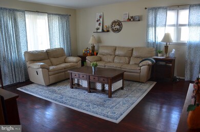 3714 Ridgewood Ln, Brookhaven, PA 19015 - photo 4