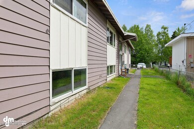 Front Exterior_CG_7543-SMALL