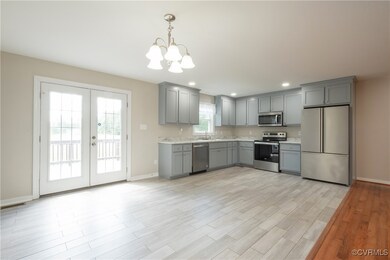 12280 E Quaker Rd, Disputanta, VA 23842 - photo 7