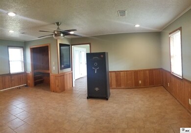5847 Town & Country Rd, Bastrop, LA 71220 - photo 7