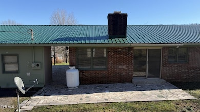 299 Duff St, Pennington Gap, VA 24277 - photo 7